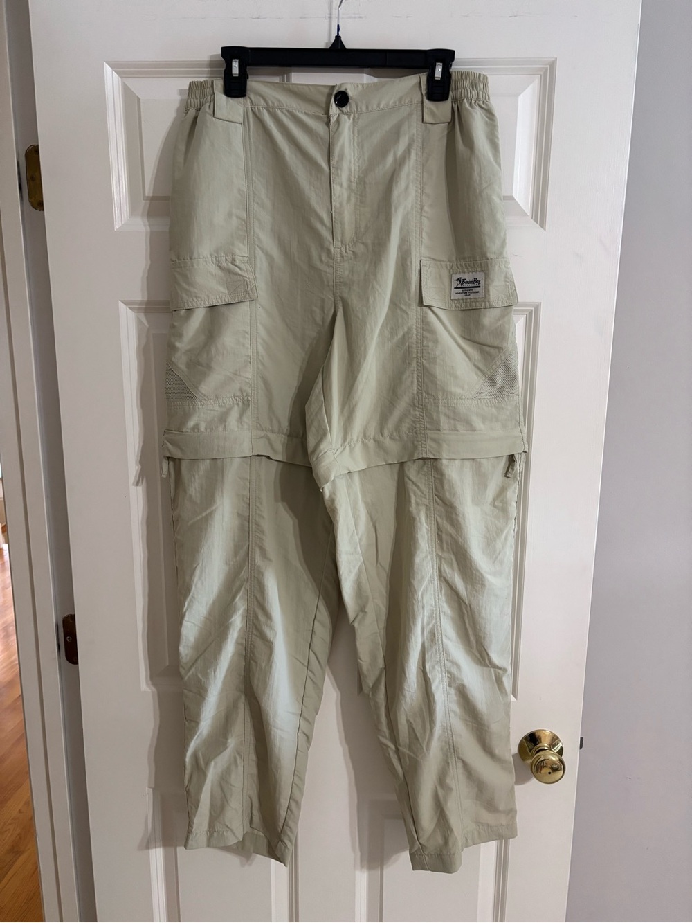 Men's Light Beige Convertible Cargo Pants with Multiple Pockets